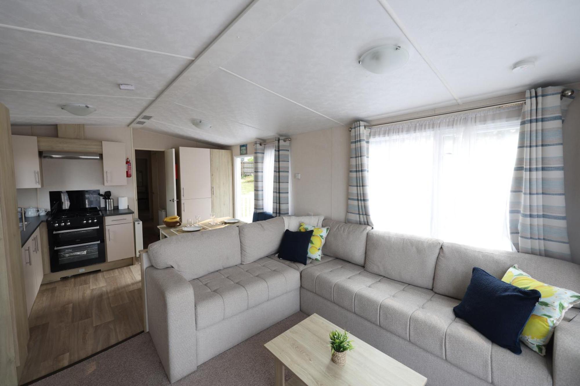 Mercury Yacht Harbour And Holiday Park Bursledon Exterior photo