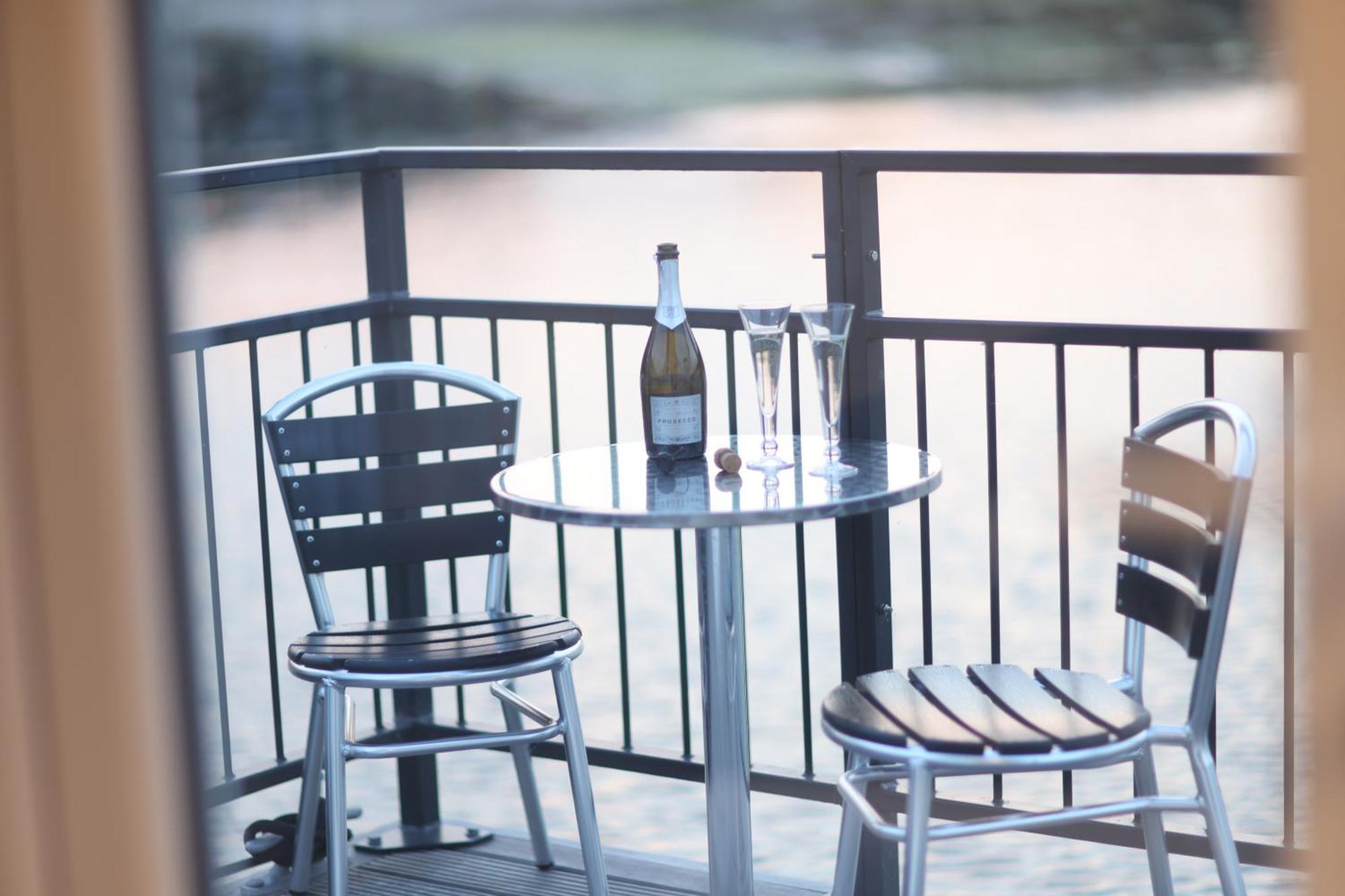 Mercury Yacht Harbour And Holiday Park Bursledon Room photo