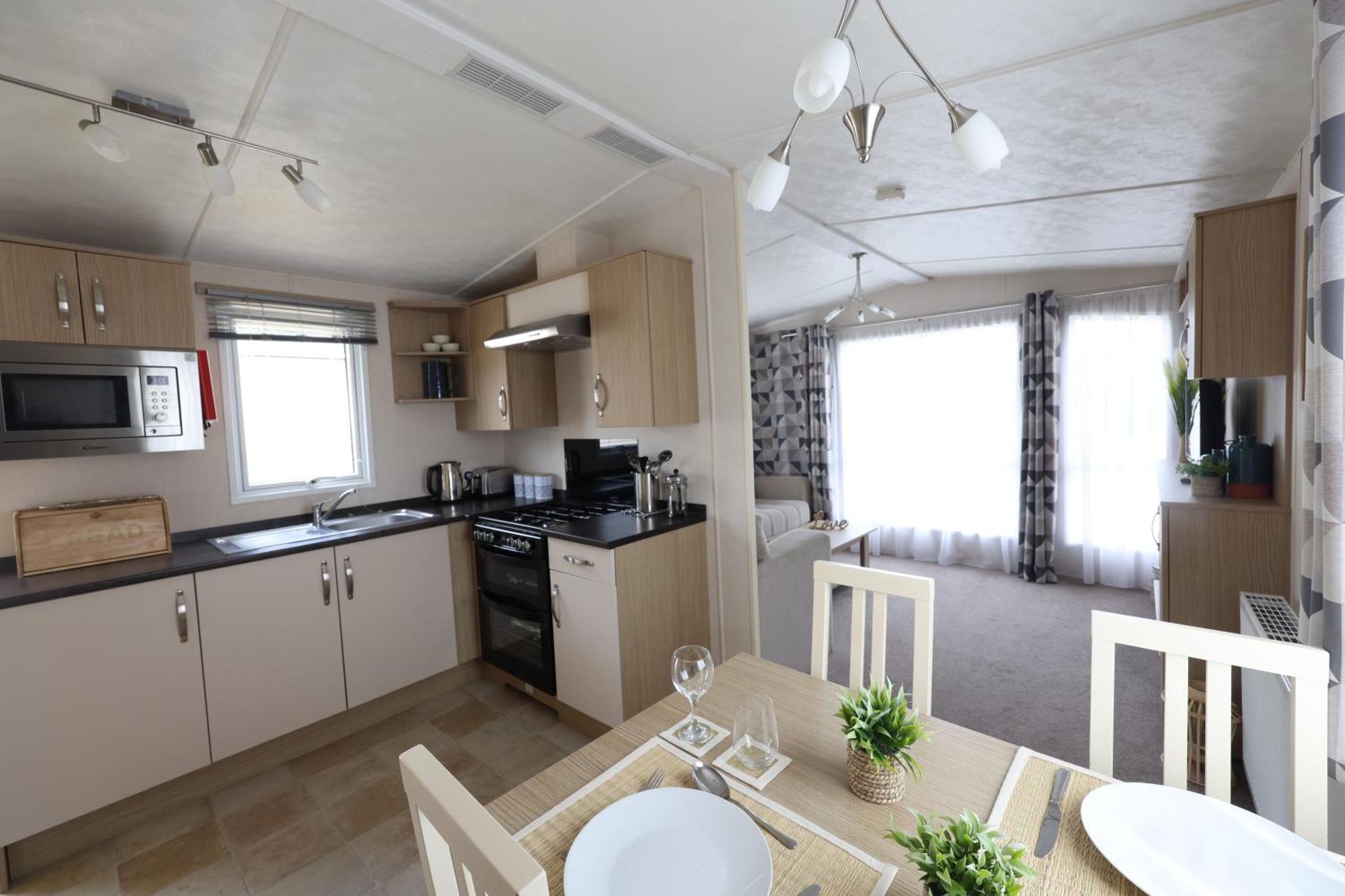 Mercury Yacht Harbour And Holiday Park Bursledon Room photo