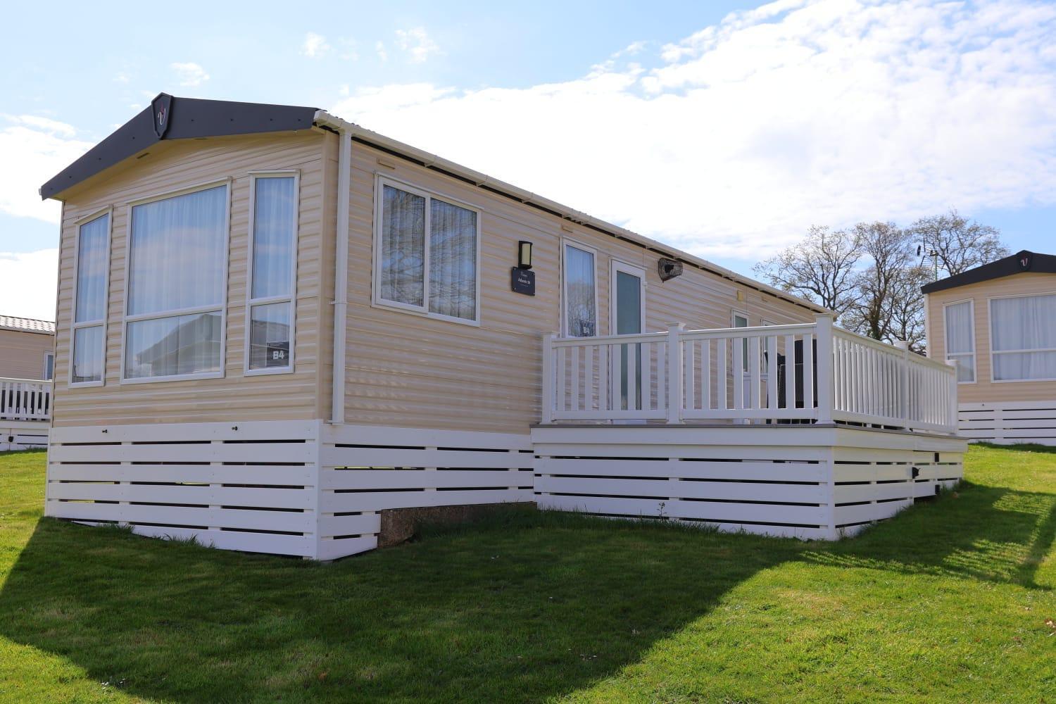 Mercury Yacht Harbour And Holiday Park Bursledon Exterior photo