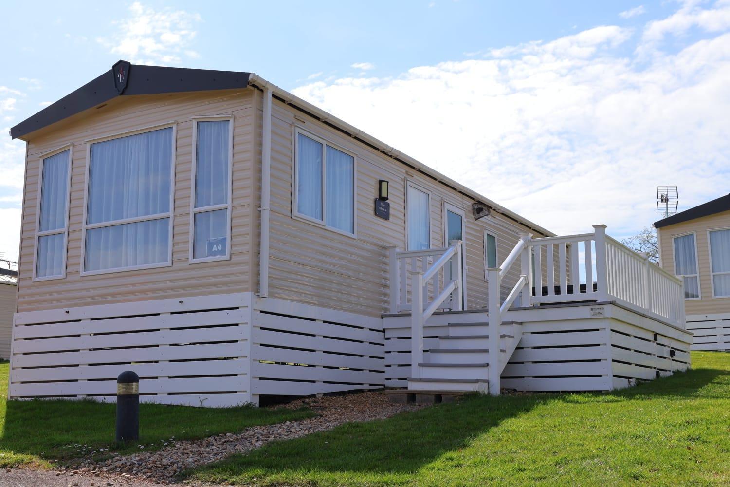 Mercury Yacht Harbour And Holiday Park Bursledon Exterior photo